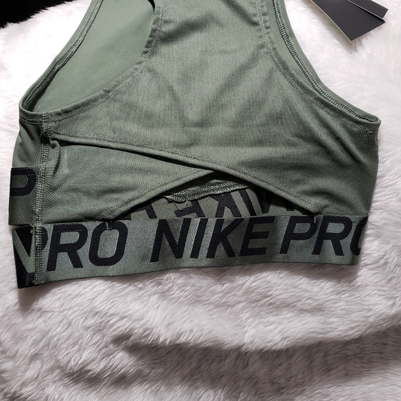 Nike PRO Intertwist WOMEN'S TOP SPORTS BRA NEW - Picture 9 of 12